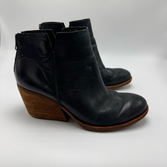 Kork Ease Chandra Bootie Women’s Size 8 Black Leather Boot Stacked Block Heel - Picture 4 of 11